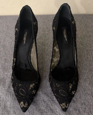 Dolce & Gabbana Black Floral Lace Pointed Toe Pumps Size 41/ US 11